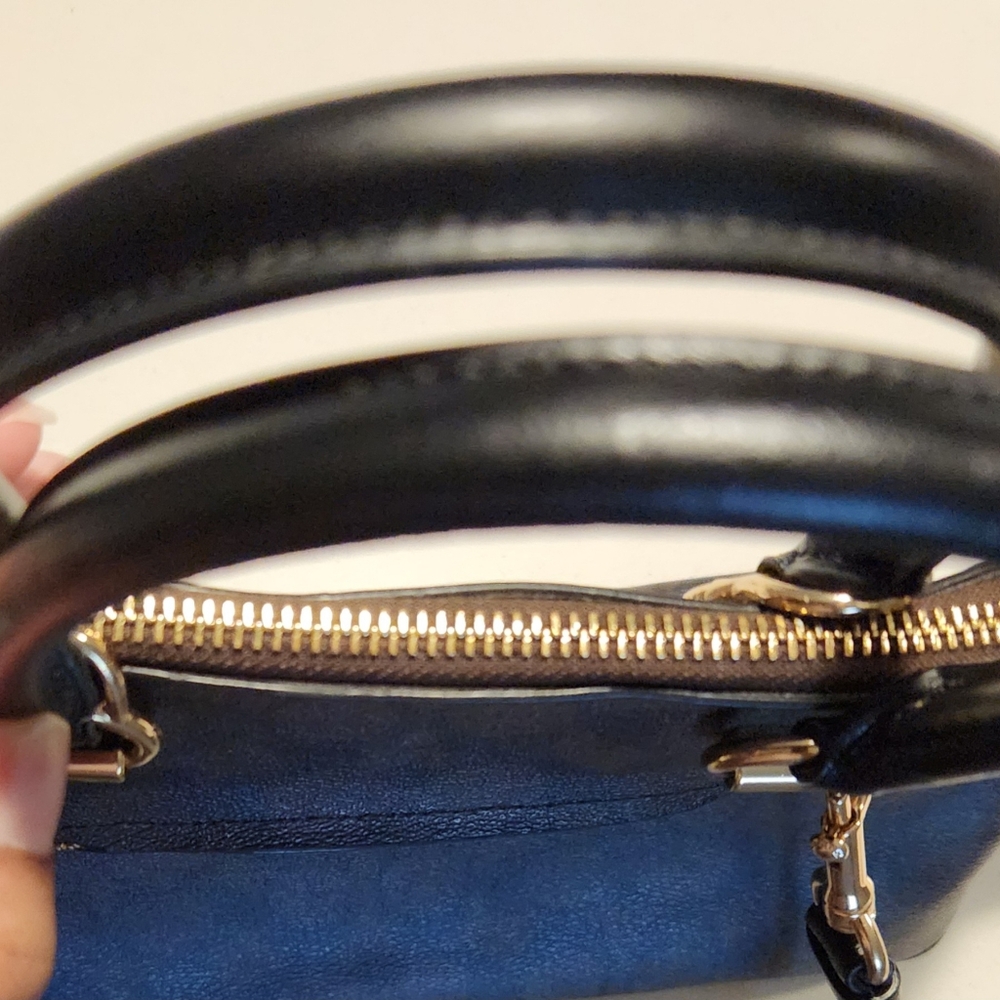 COACH Katy Satchel In Signature Canvas - Picture 11 of 12